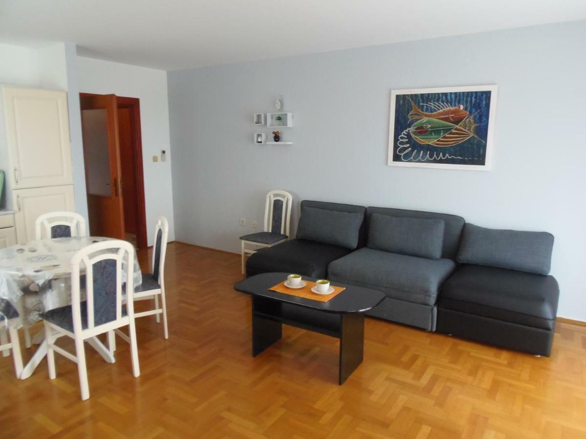 Apartment Dora Pula Zewnętrze zdjęcie